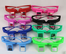 Load image into Gallery viewer, Lazy Periscope Horizontal Reading Glasses DR Custom Formulations Green L 